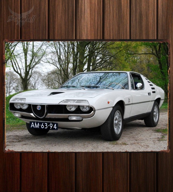 Металлическая табличка Alfa Romeo Montreal Металлическая табличка Alfa Romeo Montreal